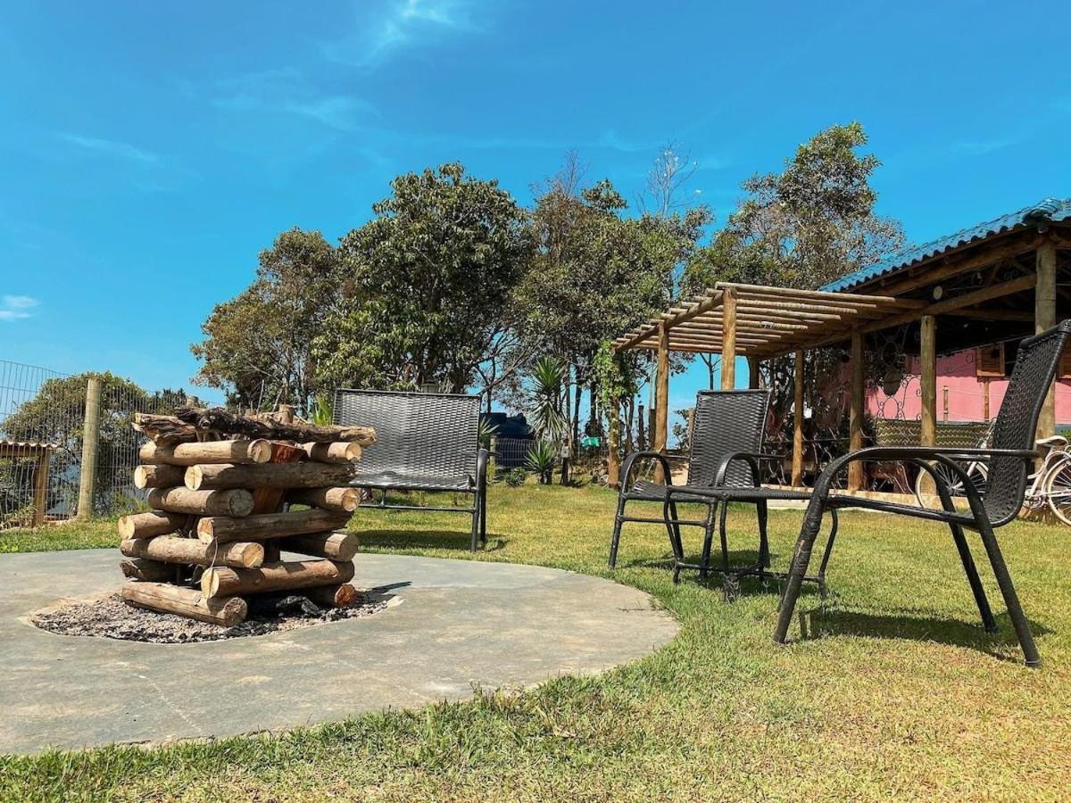 Macondo Chalés Lavras Novas Exterior foto